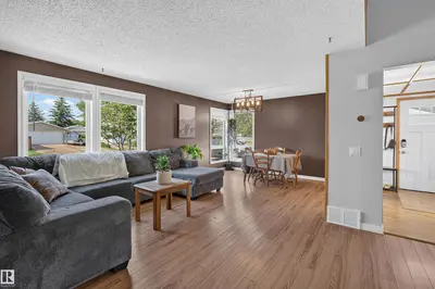 Interior photo 2 of 9417 98 AV