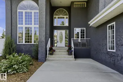 Interior photo 1 of 409 Estate DR