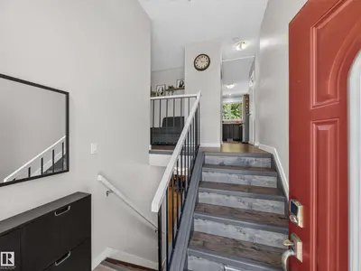 Interior photo 4 of 17 FIFTH AV