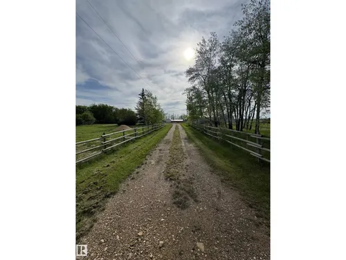 59235 RANGE ROAD 193, Rural Smoky Lake County - $185,000