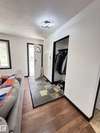 Interior photo 3 of 45 LAMBERT CR