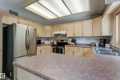 Interior photo 3 of 1108 112A ST NW