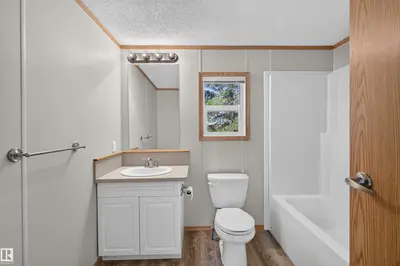 Interior photo 4 of 63210 Range Road 455