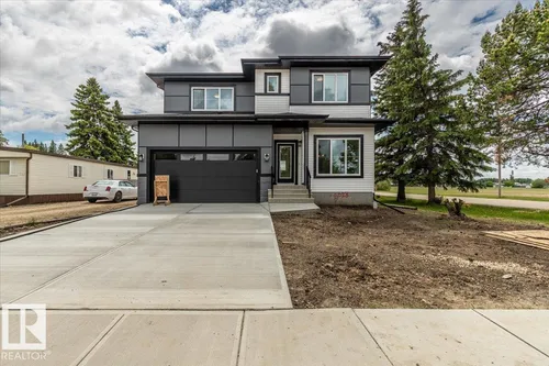 5023 47ave, Calmar - $535,000