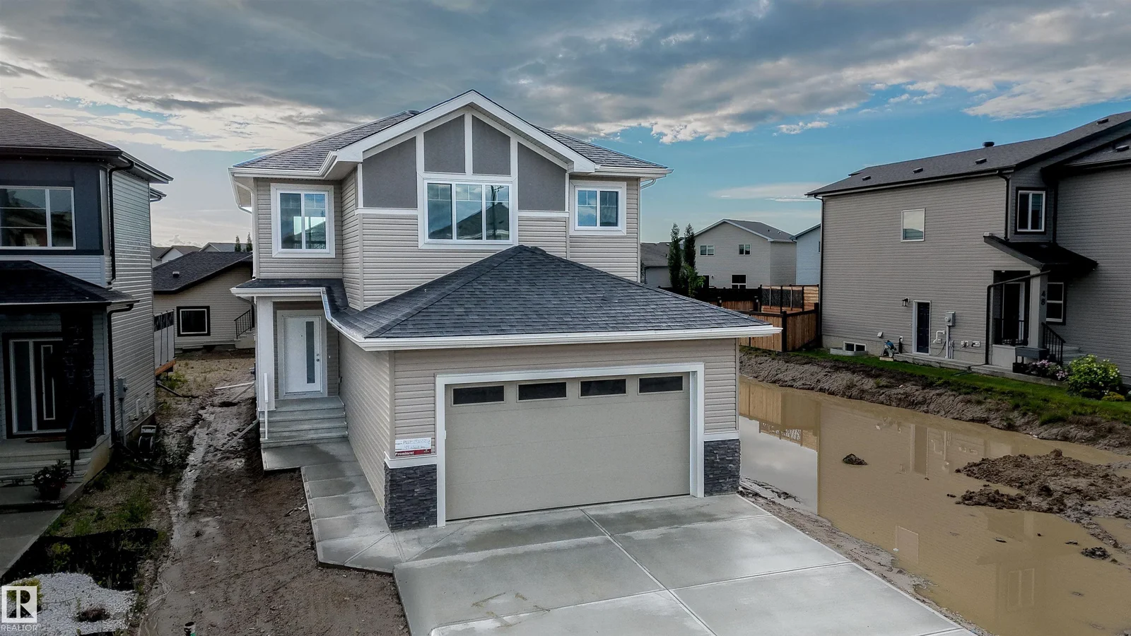 44 Dalquist Bay, Leduc - 4 bedroom Detached Single Family for sale