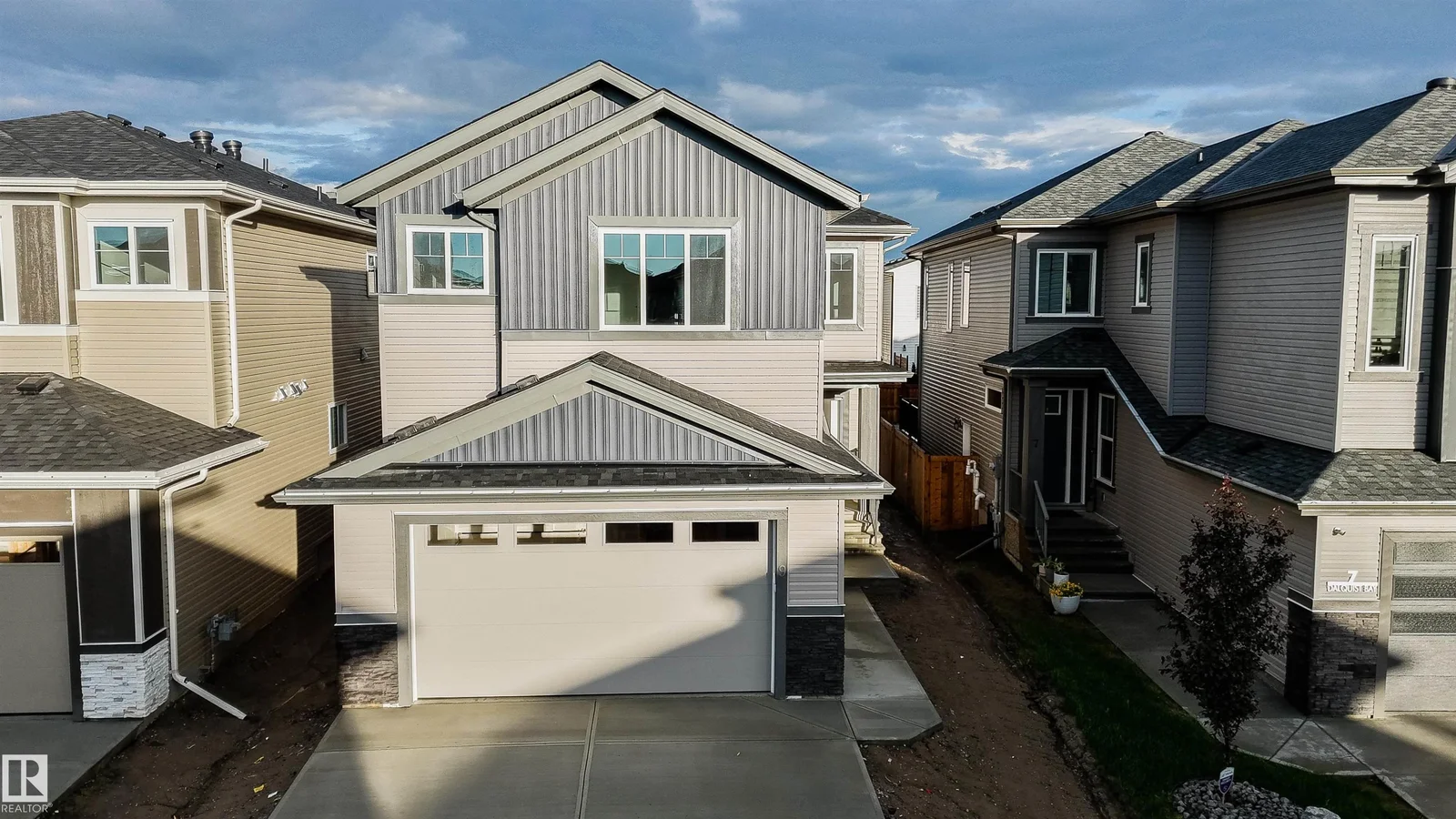 9 Dalquist Bay, Leduc - 4 bedroom Detached Single Family for sale