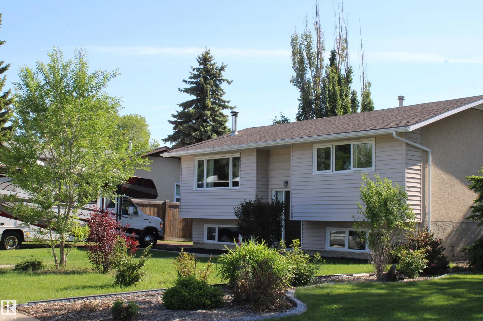 2007 67 ST NW, Edmonton - 4 bedroom Detached Single Family for sale
