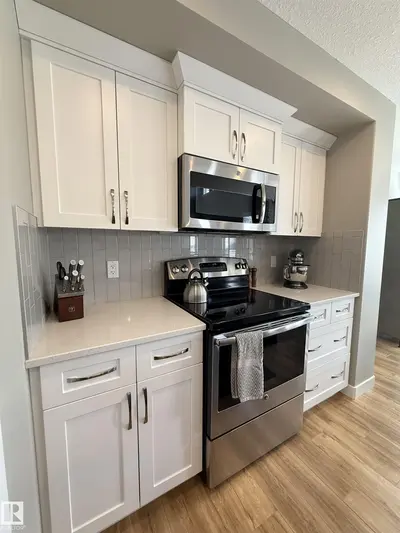 Interior photo 2 of 189 REED PL