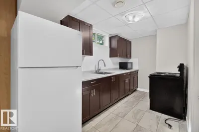 Interior photo 4 of 7807 128 AV NW