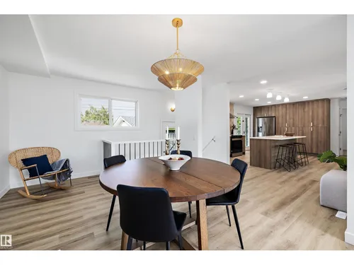 7004 93 AV NW, Edmonton - $599,900