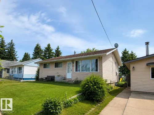 5109 49 AV, Andrew - $130,000