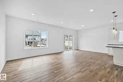 Interior photo 1 of 4803 53 AV
