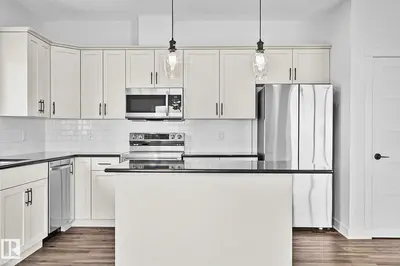Interior photo 3 of 4803 53 AV