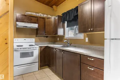 Interior photo 4 of 11 NORTHWOODS VG NW