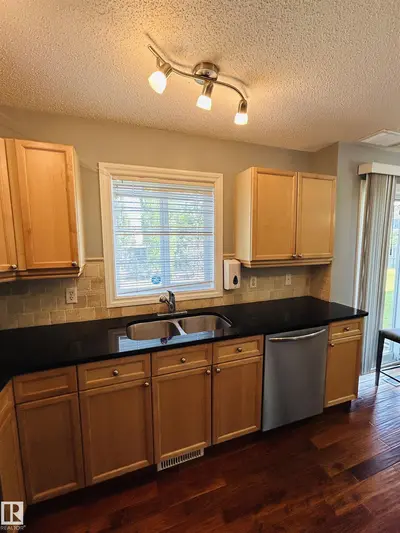 Interior photo 2 of #89 12050 17 AV SW