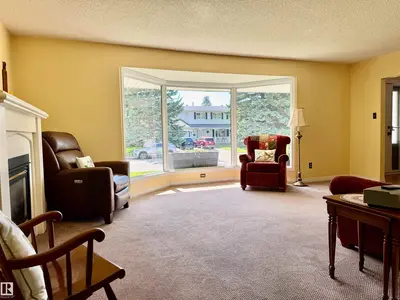 Interior photo 3 of 4011 124 ST NW
