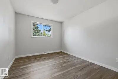 Interior photo 3 of 12832 89 ST NW