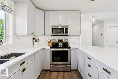 Interior photo 4 of 14620 89 AV NW