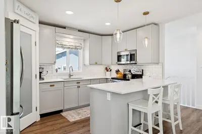 Interior photo 3 of 14620 89 AV NW