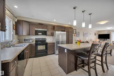 Interior photo 4 of #29 1150 WINDERMERE WY NW