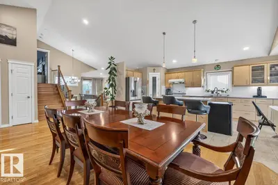 Interior photo 2 of 6050 164A AV NW