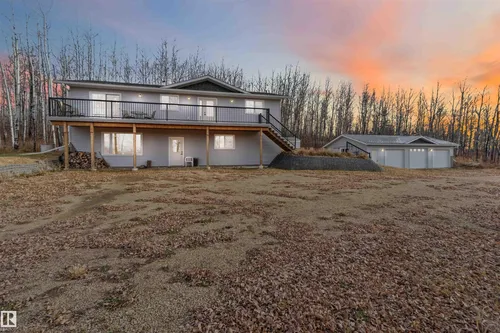 30 59209 Hwy 18, Rural Barrhead County - $620,000