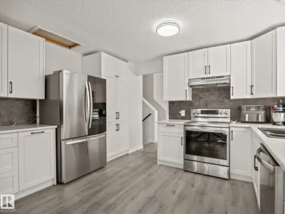 Interior photo 4 of 5514 46 ST