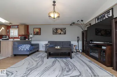 Interior photo 3 of 143 48 3400 ST W