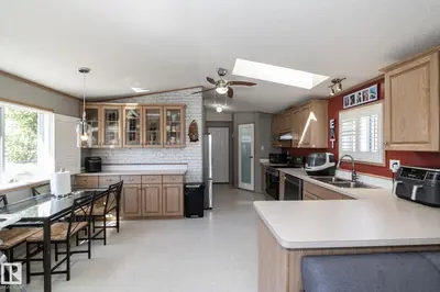 Interior photo 4 of 143 48 3400 ST W