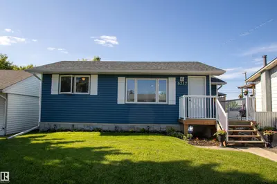 Interior photo 1 of 5217 47 Ave