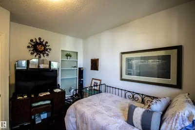 Interior photo 3 of 5217 47 Ave
