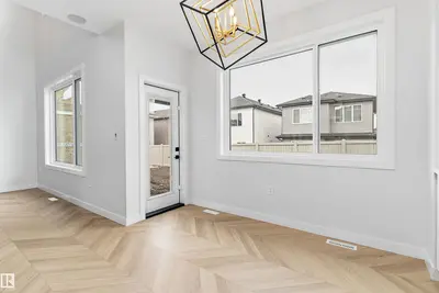 Interior photo 4 of 48 Meadowgrove Landing CR