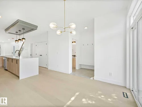 13843 110A AV NW, Edmonton - $636,000