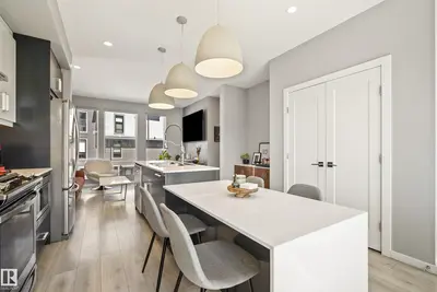 Interior photo 2 of #118 1304 RUTHERFORD RD SW