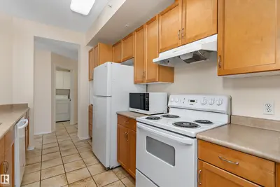 Interior photo 4 of #1002 9707 105 ST NW