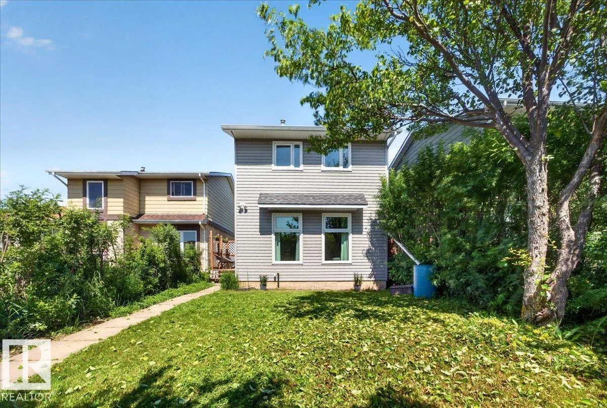 44 Birch DR, Gibbons - 4 bedroom Detached Single Family for sale