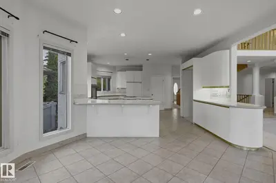 Interior photo 3 of 154 OSLAND DR NW