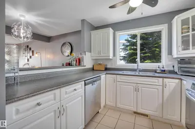 Interior photo 2 of #47 2505 42 ST NW