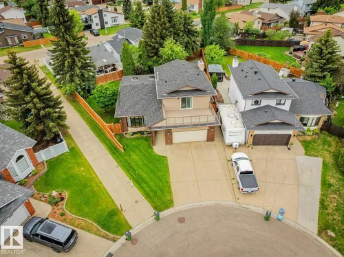 15804 80 ST NW, Edmonton - $579,000