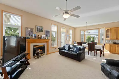 Interior photo 4 of 7542 165A AV NW