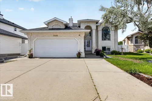 7936 165 AV NW, Edmonton - $555,000