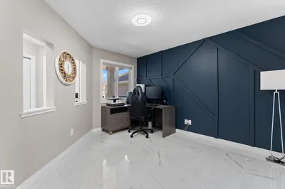 Interior photo 2 of 8005 EVANS CR NW