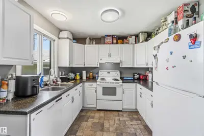 Interior photo 4 of 4608 48 AV