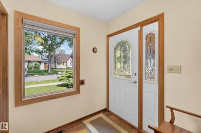 Interior photo 4 of 11331 75 AV NW