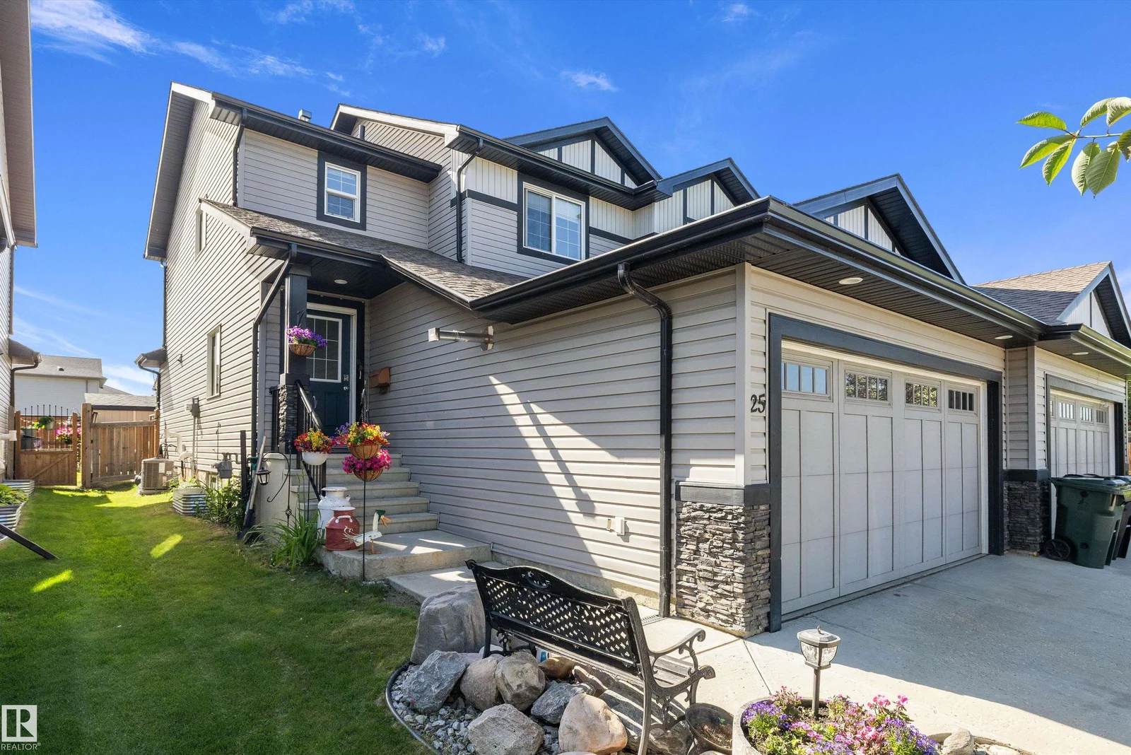25 HALLADAY BV, Spruce Grove - 4 bedroom Duplex for sale