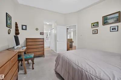 Interior photo 3 of 109 FALCONER CT NW