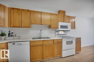 Interior photo 2 of #404 17511 98A AV NW