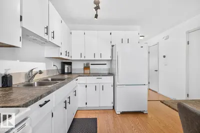 Interior photo 4 of 15614 83 ST NW