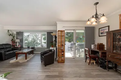 Interior photo 3 of #2 1650 42 ST NW