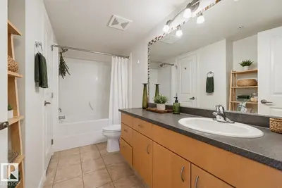 Interior photo 4 of #1103 10180 104 ST NW